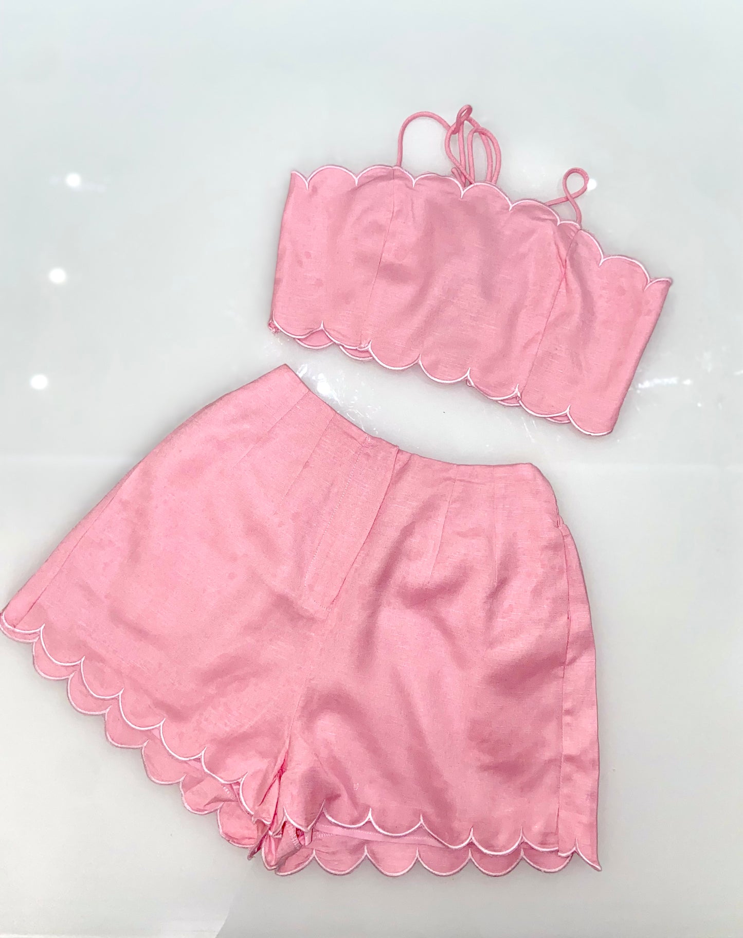 Scalloped Set